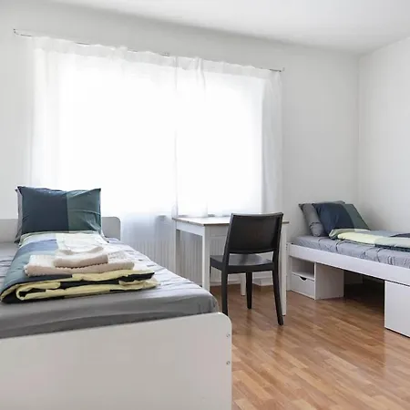 Family - 3 Bedrooms Sleeps 7 Appartamento