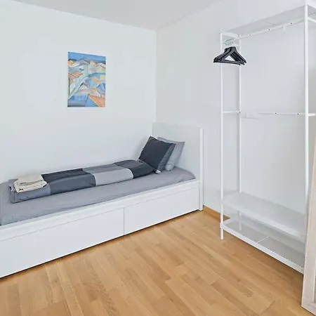 Family - 3 Bedrooms Sleeps 7 Zurigo