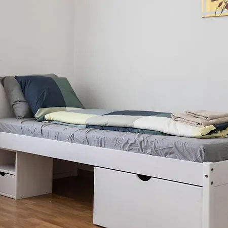 Family - 3 Bedrooms Sleeps 7 Zurigo