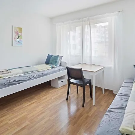 Family - 3 Bedrooms Sleeps 7 Zurigo