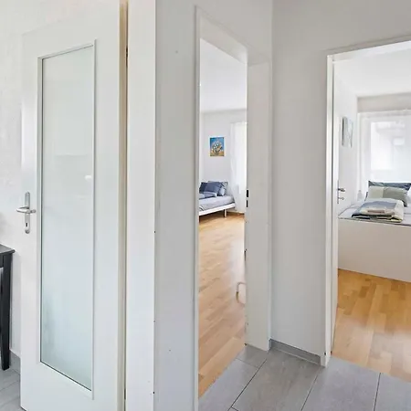 Family - 3 Bedrooms Sleeps 7
